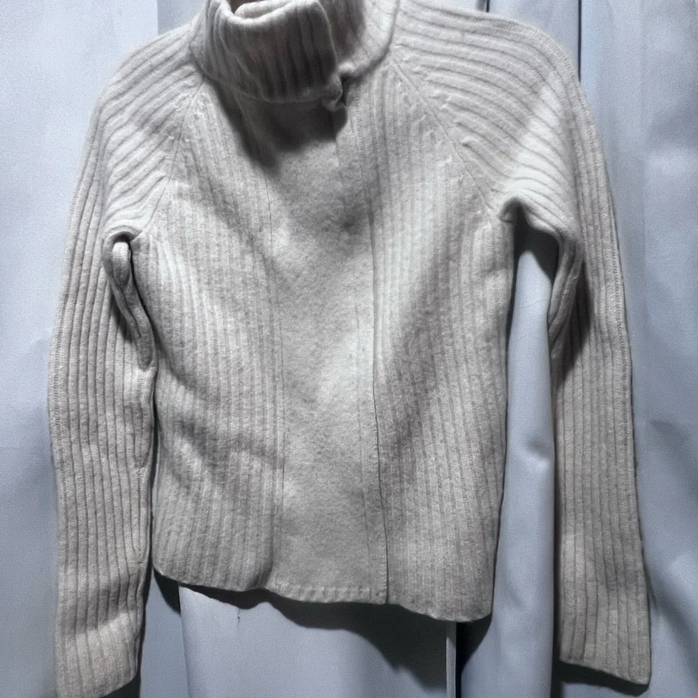 Lauren Ralph Lauren 100% Lambswool Ribbed Zip Sweater Jacket Medium Cream - Picture 7 of 8